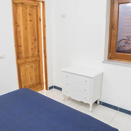 La Bomboniera * Липари