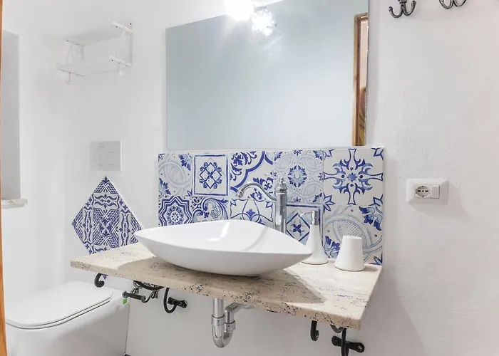 La Bomboniera * ליפארי